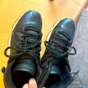 Jordan retro 11s